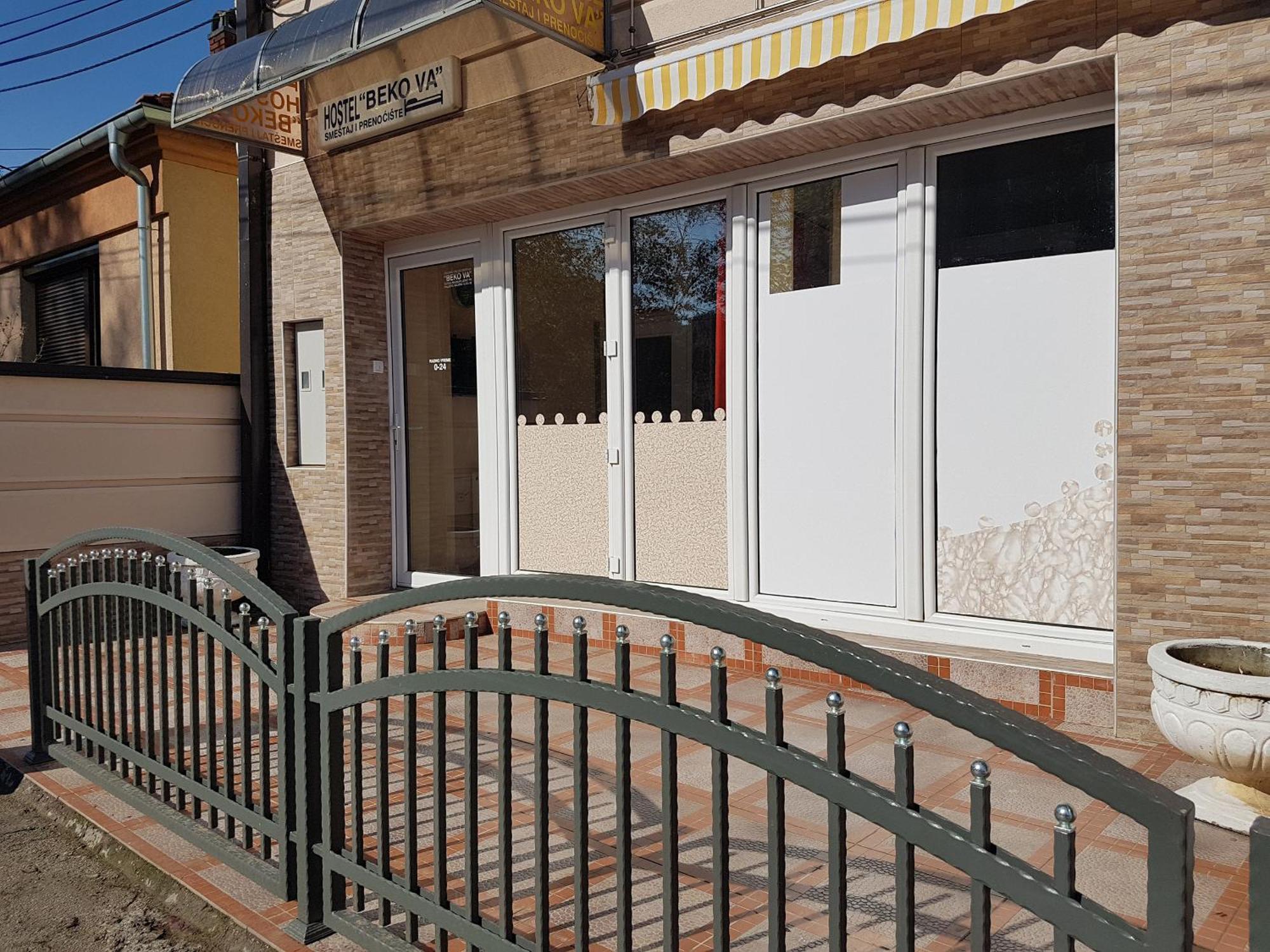 Hostel Beko Valjevo Bagian luar foto